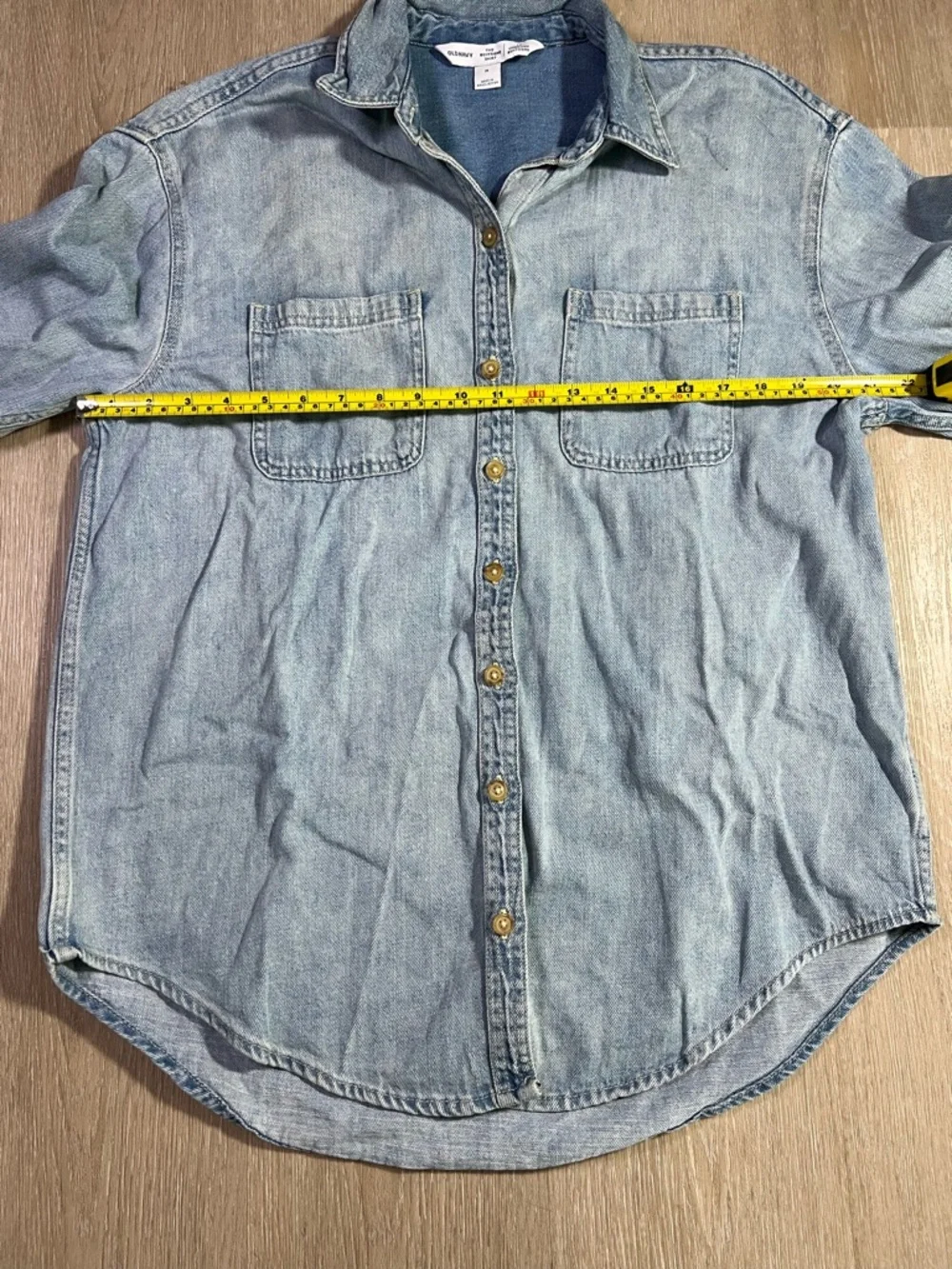 Light Blue Denim Boyfriend Shirt Minimalist Trendy Women's Medium - Picture 6 of 7